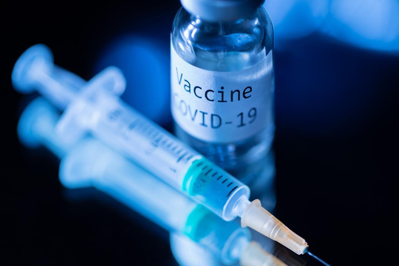 Scopri di più sull'articolo OBBLIGO VACCINALE OVER 50 E SANZIONI